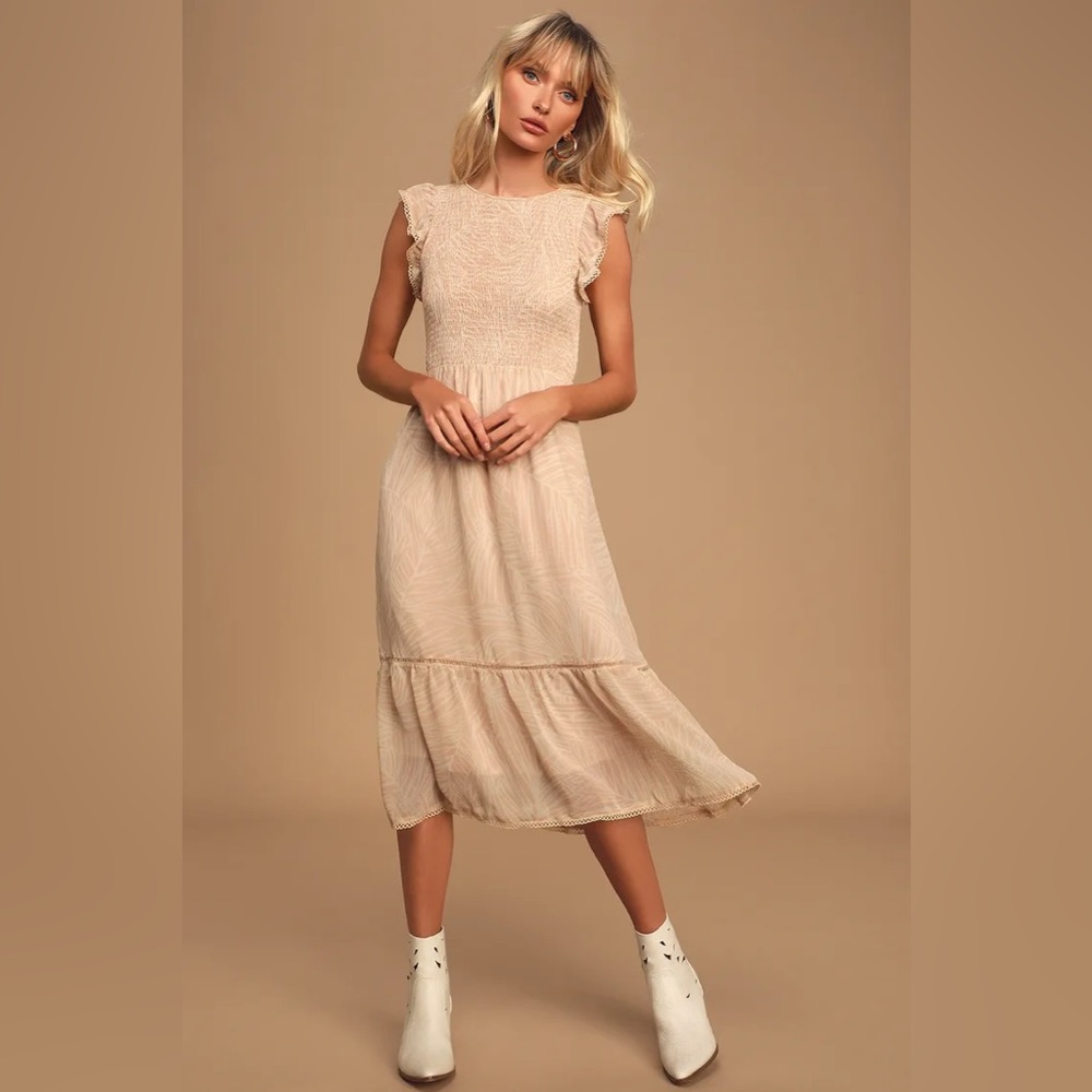 Lost + Wander Pick Me Tan and White Print Midi Dress — Size M